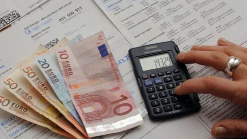 Rincari in Bolletta, arriva il bonus salva-famiglie: 3 miliardi per bloccare gli aumenti