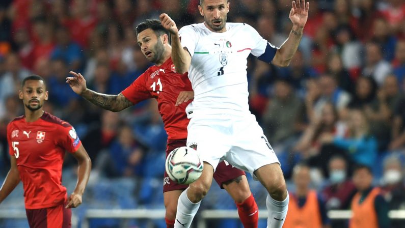 Jorginho sbaglia rigore, Svizzera-Italia 0-0