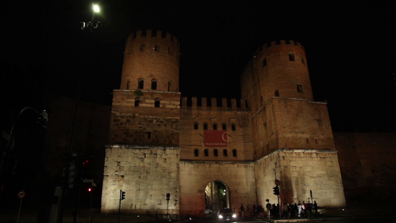 Roma, nuova illuminazione per Porta San Sebastiano
