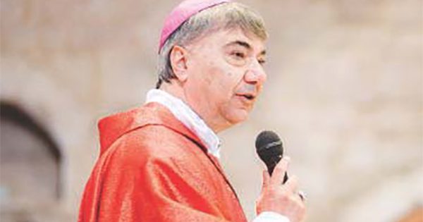 Il vescovo Battaglia nomina commissione per studiare patrimonio della chiesa di Napoli