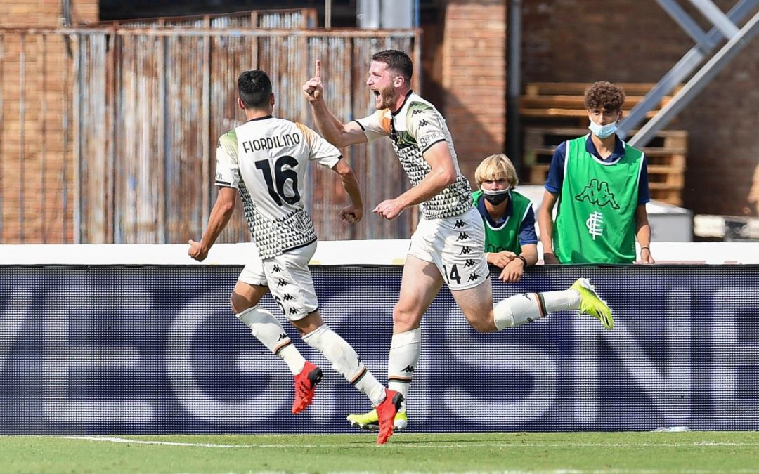Henry e Okereke, il Venezia vince 2-1 a Empoli