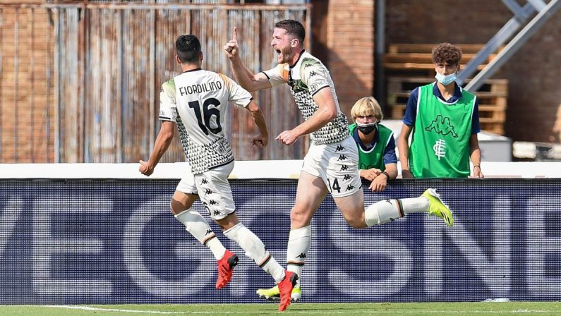 Henry e Okereke, il Venezia vince 2-1 a Empoli