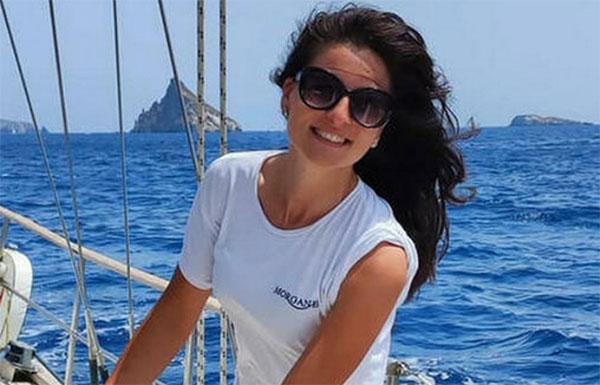 Hostess morta nel rogo in barca - Ipotesi di omicidio colposo