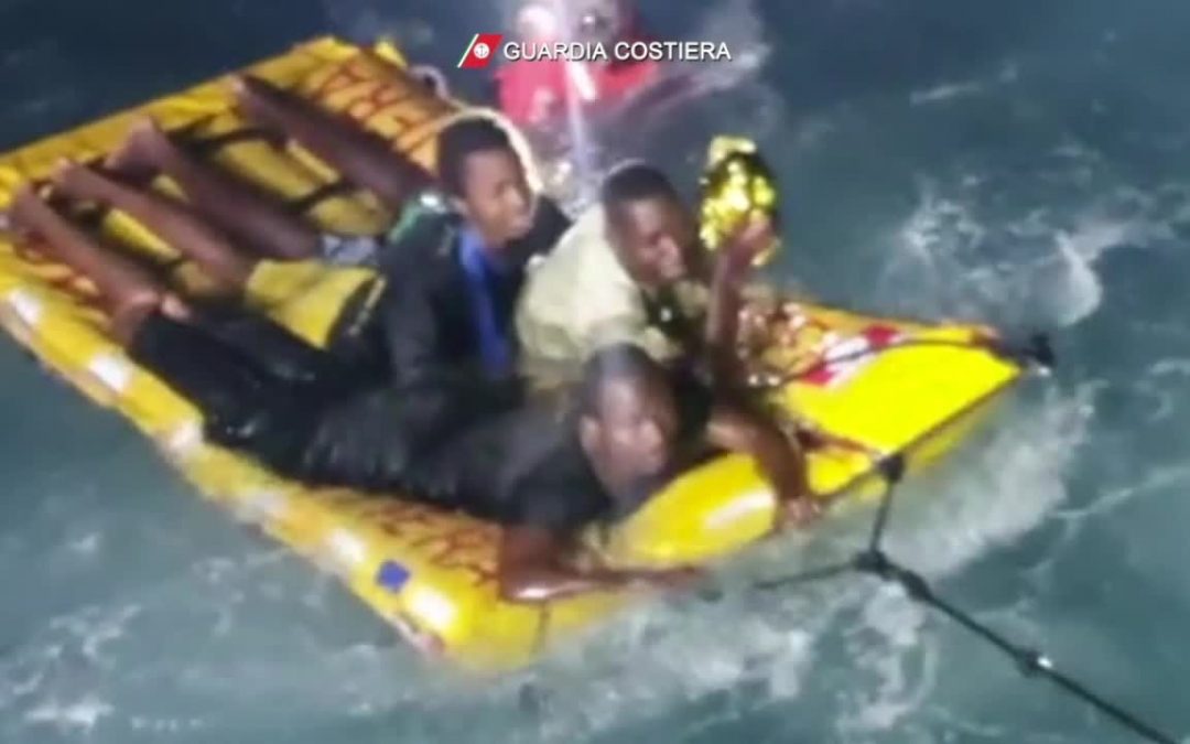 Affonda barcone a Lampedusa, salvati 125 migranti