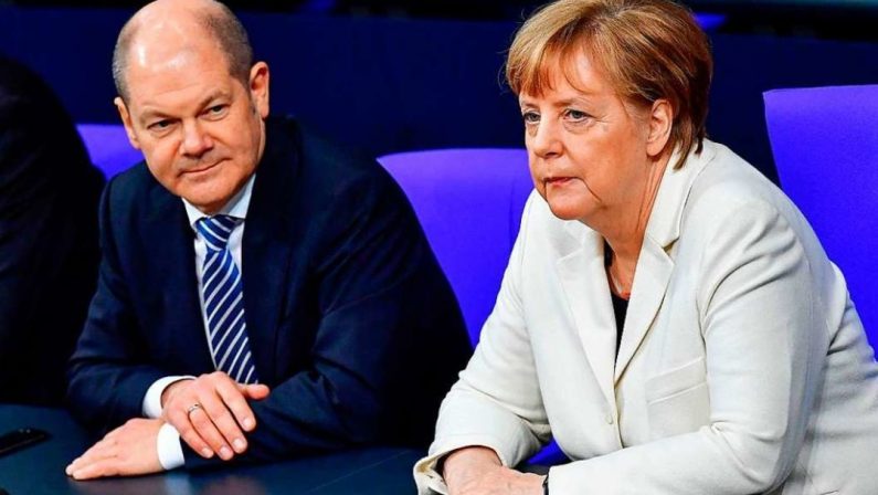 La nuova coalizione tedesca bussa all’Europa e mette nel mirino Polonia e Ungheria