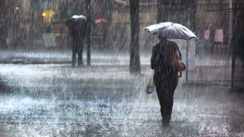 In arrivo pioggia sul Tirreno cosentino per PasquaLa Protezione civile emana una allerta meteo gialla