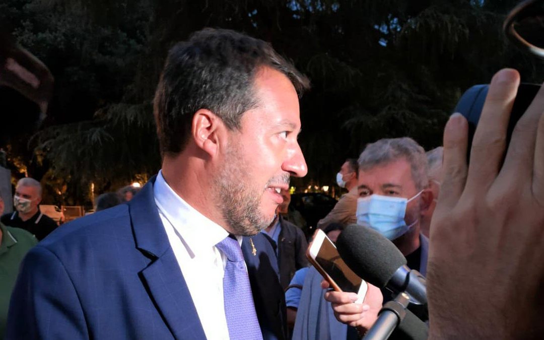 Lotta alla ‘ndrangheta, Salvini replica a de Magistris: «Parlano i fatti, dalla sinistra solo chiacchiere»