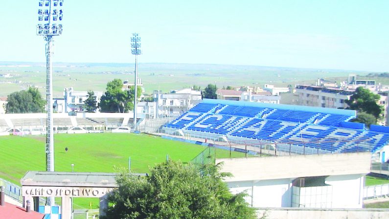 Matera, l'agonia degli impianti sportivi