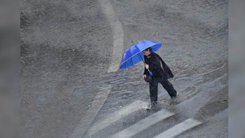 Allerta arancione su gran parte della CalabriaLunedì caratterizzato da temporali e venti forti