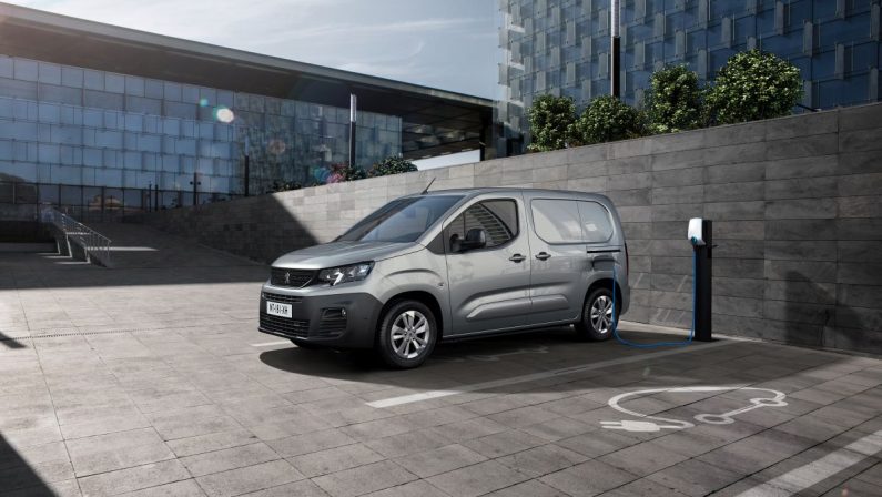 Al via gli ordini del nuovo Peugeot e-Partner 100% elettrico