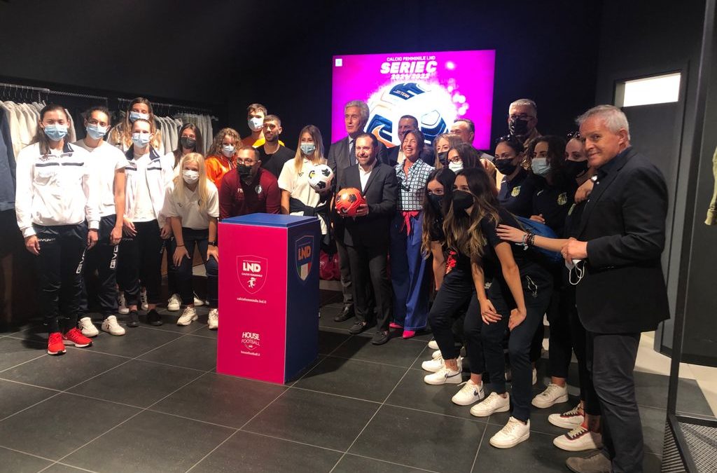 Lnd presenta il pallone Serie C donne, Sibilia “Crescere ancora”