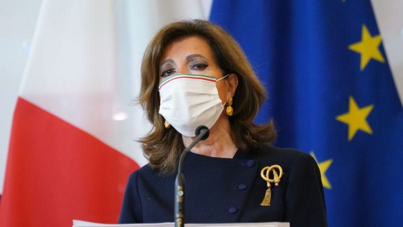 Casellati “Parlamenti sono serbatoio della democrazia”