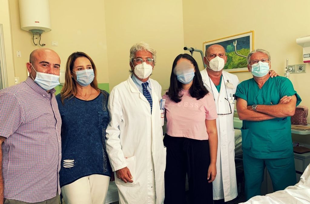 Policlinico di Bari, raro intervento di protesi d’anca su una 14enne