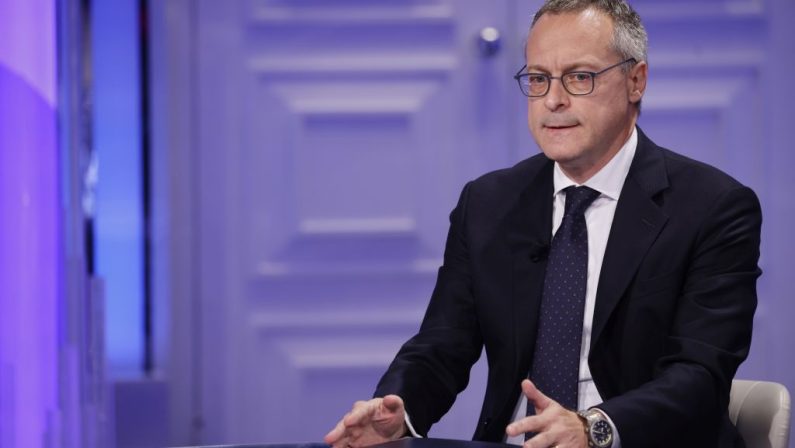 Green Pass, Bonomi “Grande patto sociale per rispondere a estremismi”