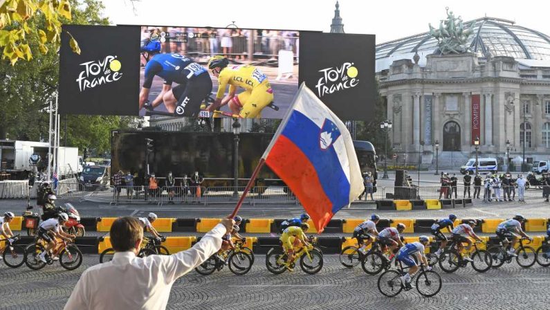 Presentato il Tour de France 2022, 53 km a crono e torna l’Alpe d’Huez