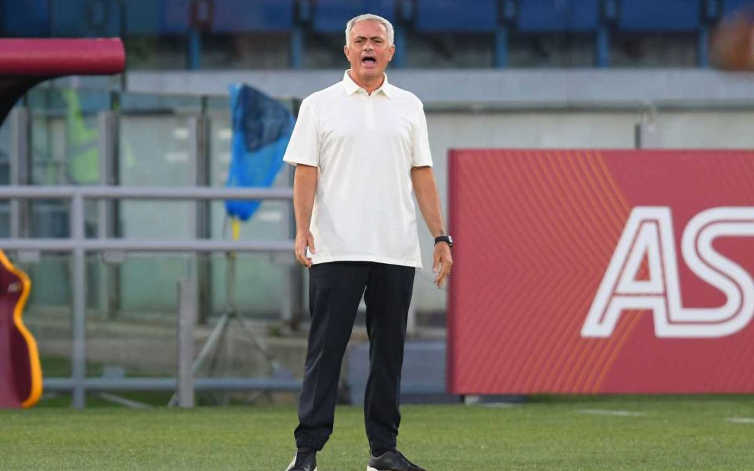 Mourinho difende i Friedkin “Qualcuno ride con le tasche piene”