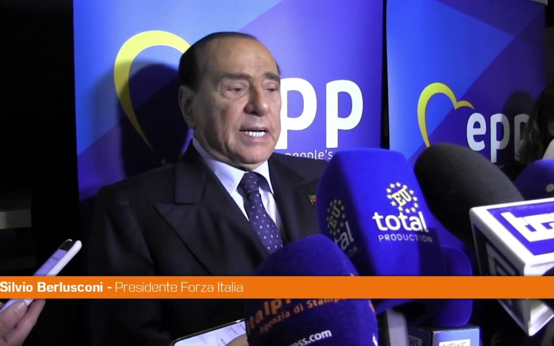 Berlusconi: “Il centrodestra italiano è lontano dagli estremismi”