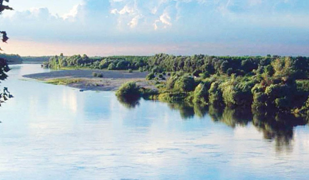 Il fiume Po che nel progetto Foce Nure, inserito nel Pnrr, dovrebbe essere “deviato”