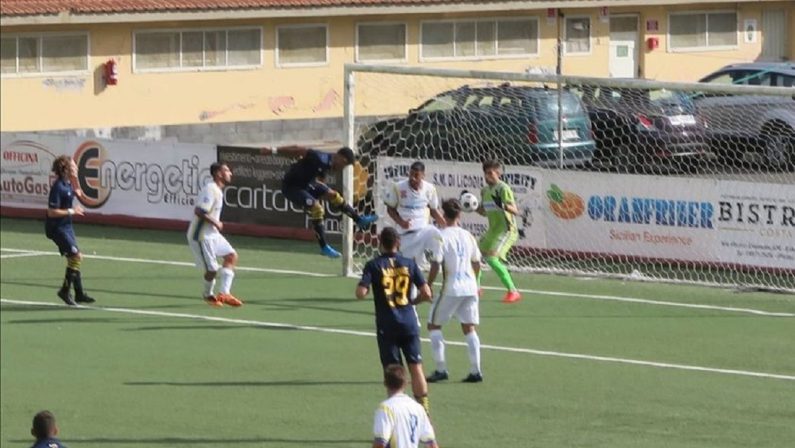 Serie D: il Lamezia Terme cala il poker nell’anticipo in casa del Biancavilla