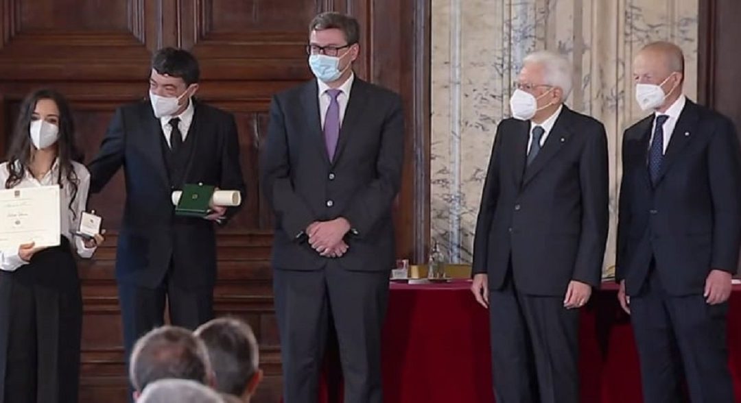 La consegna dell’onorificenza da parte del Presidente della Repubblica Sergio Mattarella
