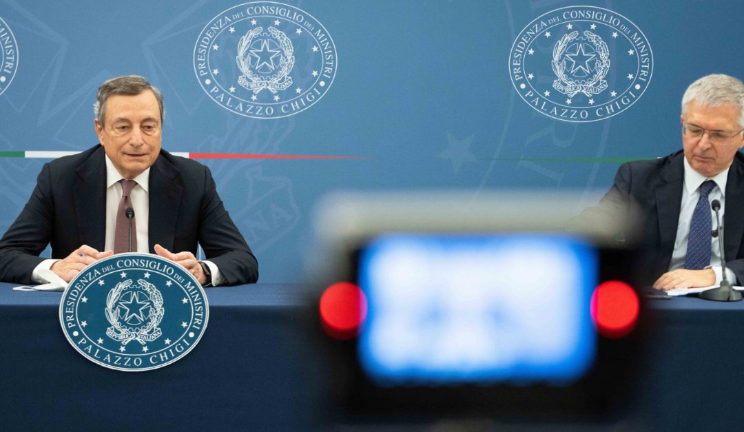 La conferenza stampa del premier Mario Draghi e del ministro Daniele Franco