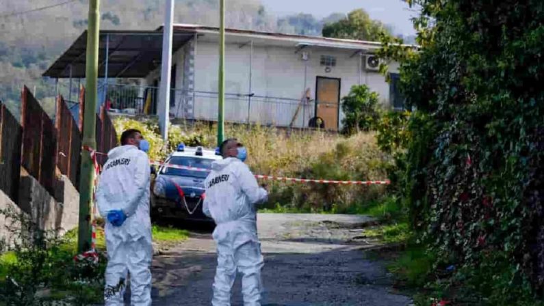 Duplice omicidio a Ercolano, fermato il camionista: «Voleva uccidere»