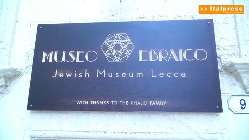 Emiliano a inaugurazione Mostra al Museo Ebraico di Lecce