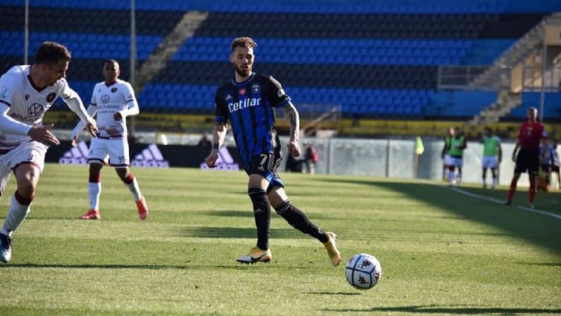 Serie B, Reggina piegata 2-0 dalla capolista Pisa