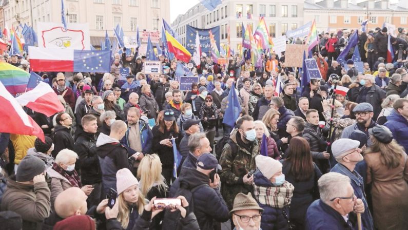 I SOVRANISTI POLACCHI STREPITANO MA LA POLEXIT È MOLTO IMPROBABILE