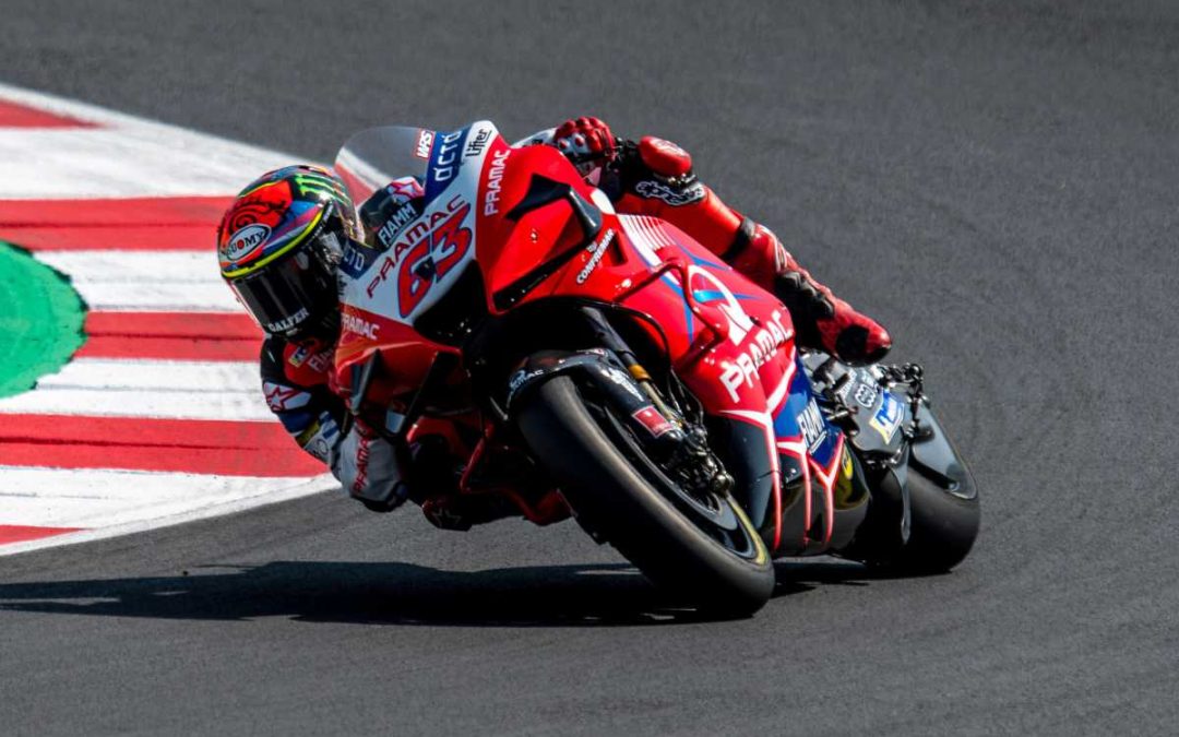 Doppietta ducati a Portimao, Bagnaia in pole davanti a Miller