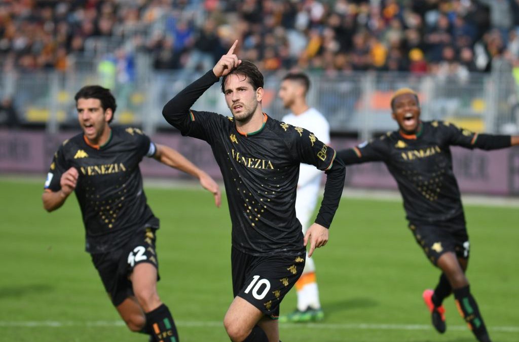 Roma sconfitta 3-2 a Venezia