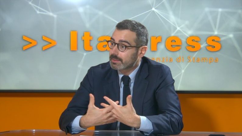 Dal Papa a Totti, un libro spiega come si costruisce la popolarità