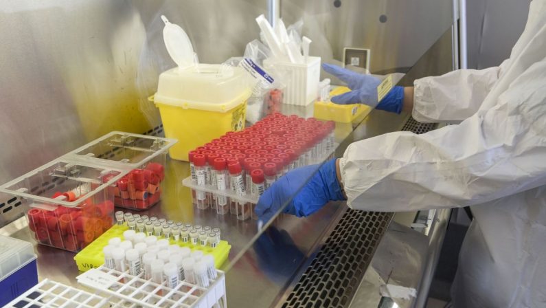 Covid, 8.516 casi e 68 decessi in 24 ore