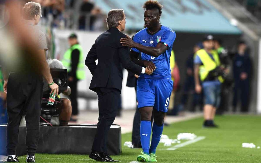 Balotelli “Se Mancini chiamasse, tornerei a piedi”