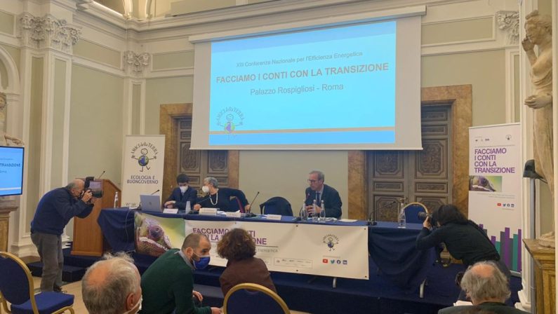 Amici della Terra “Serve un mix di azioni per la transizione energetica”