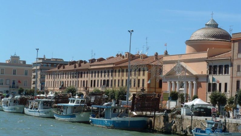 Rivoluzione green per le scuole di Fiumicino, stop a emissioni di CO2