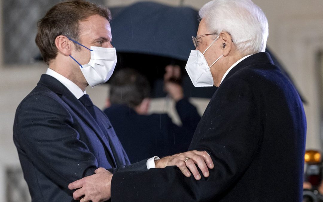 Mattarella incontra Macron “Insieme per un’Europa più forte”
