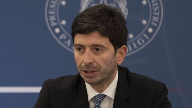 Speranza “Ingresso vietato in Italia dal Sudafrica e altri 6 paesi”