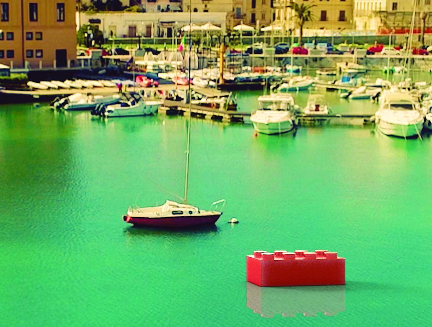 Mattoncini che danno  vita al Santo d’Oriente e d’Occidente