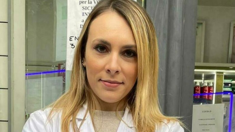 Farmacista calabrese aggredita a Roma dai no vax