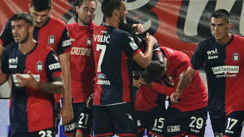 Crotone, un gol di Donsah nel finale ferma il Monza