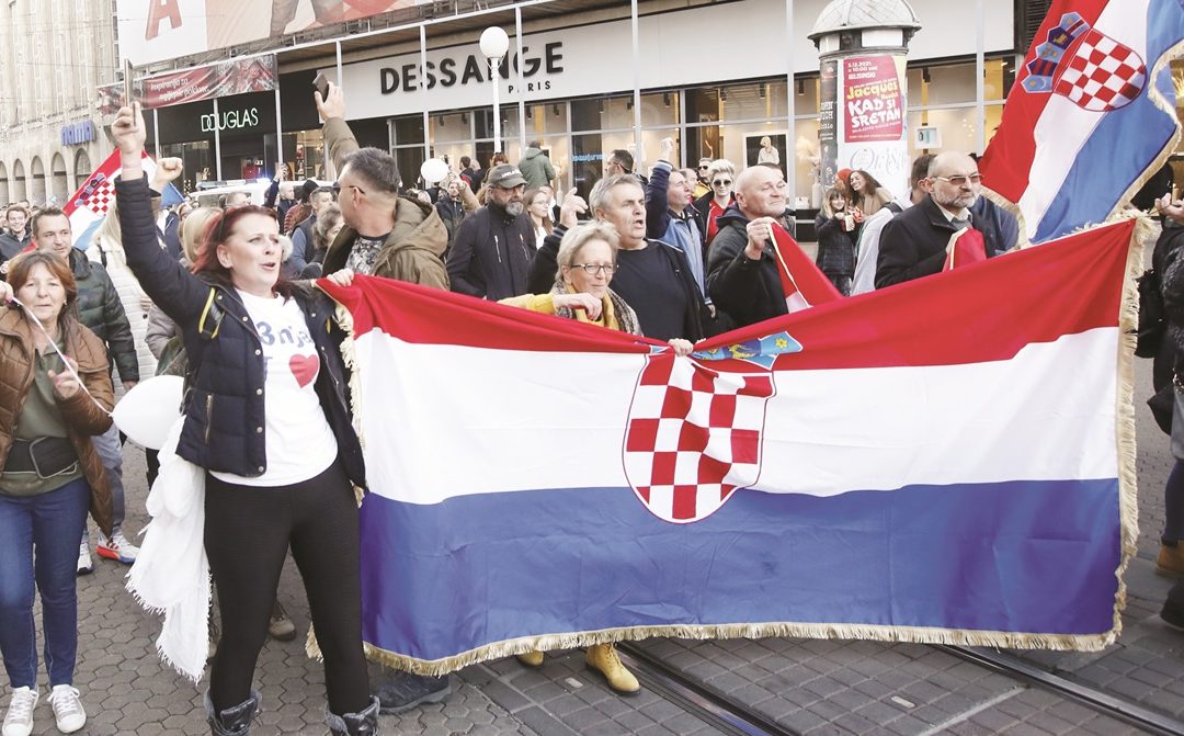 Zagabria. Diecimila persone in piazza contro le misure restrittive