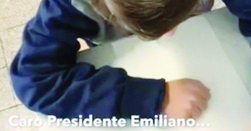 Discarica Martucci, «No» dei bimbi in un videomessaggio: Emiliano ascoltaci