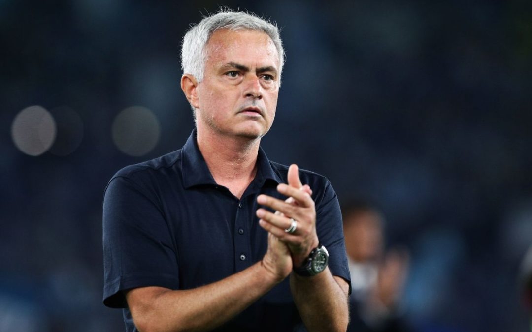 Mourinho “Smalling e Mkhitaryan riposano”