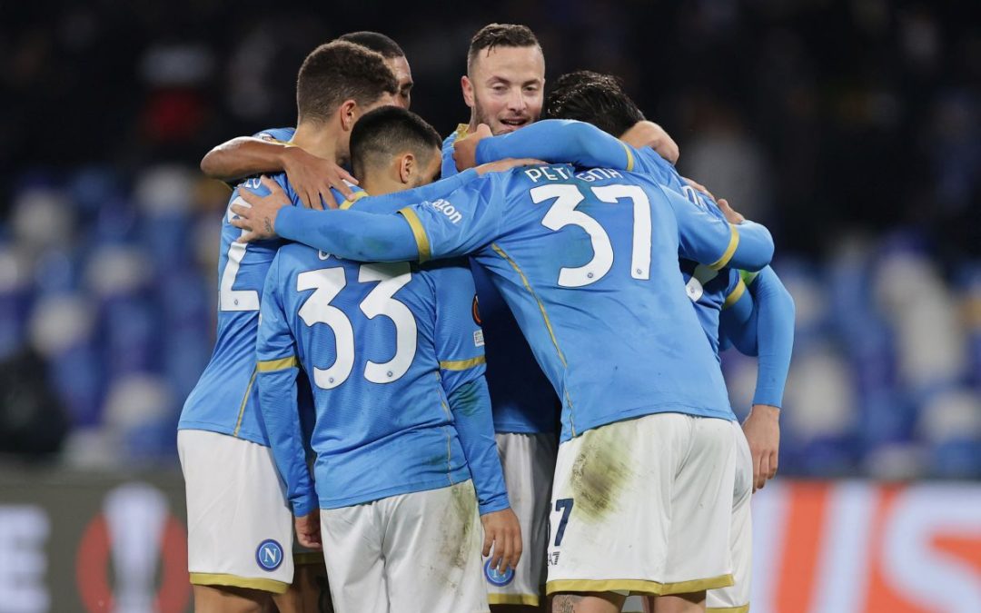 Battuto il Leicester ma Napoli agli spareggi di Europa League
