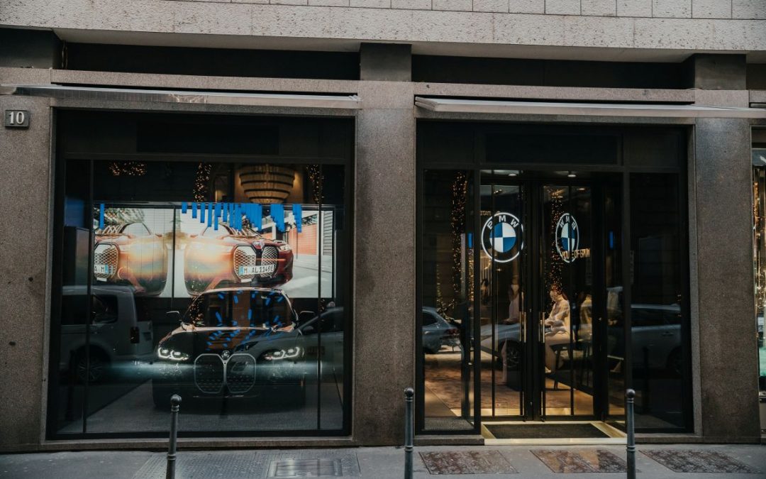 Bmw apre le porte dalla sua “casa” nel cuore di Milano