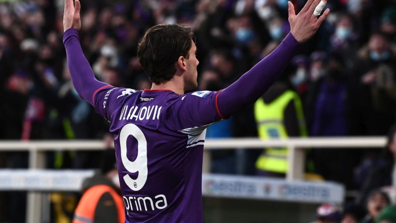 Poker viola alla Salernitana, doppietta Vlahovic