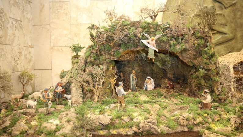 Sui media il presepe batte l’albero. Il pandoro vince sul panettone