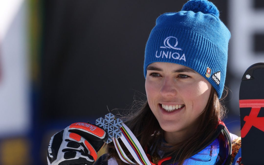 Petra Vlhova vince slalom Lienz, Brignone sedicesima