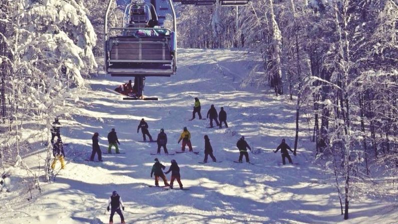 A Gambarie si potrà sciare prima di Natale: tutto pronto nella località del Reggino